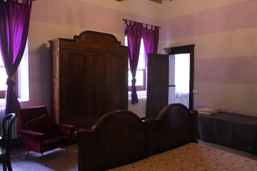 Room And Breakfast Torre Felino Kamer foto